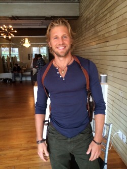 fit-boy-hot-boy-sploosh:  Matt Barr of ‘Sleepy Hollow’