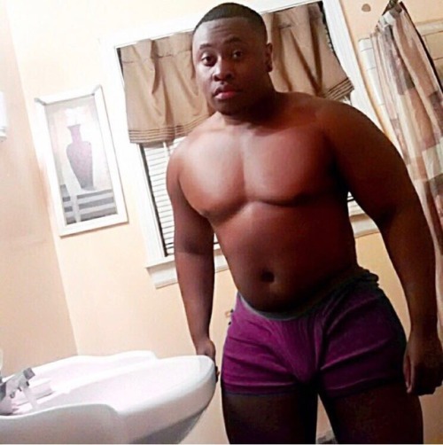 neosoulone:  Damn where is this guy I want him so bad 💦💦👐👣🔍🔎🔦