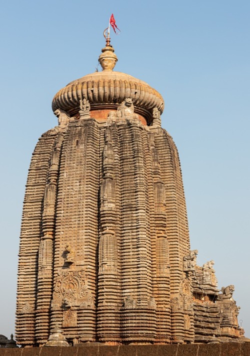 Aisaneswara Temple, Bhubaneswar, Odisha, photo by Kevin Standage. More at kevinsta