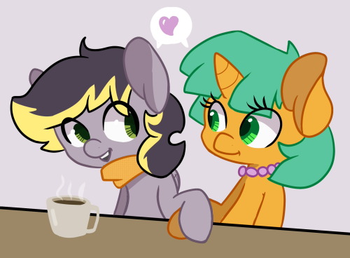 ask-glittershell:snuggywugs:(6/31) Sorry I made a mistake in my post yesterday. THIS is actually best ship :’3c Also! I’ve always really liked Dezzy’s art style and the Aero blog is one of those few things that’ve been able to get me teary-eyed,