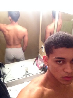 savvyifyanasty:  idgafwhawha:  100 LIKES! &amp; HIS TWERKING VIDEO WILL BE POSTED ;-) Reblog &amp; like it up! Cristian (Straight boy with an ASS on him) &amp; that ass on him…..   &gt; daaaaaaaaaaammmmn  Follow me @ savvyifyanasty.tumblr.com