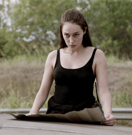 chaoticcatharsis:karanna1:Cinematic Parallels map reading || FTWD 4x14 and The 100 2x10Ohhh. Alicia 