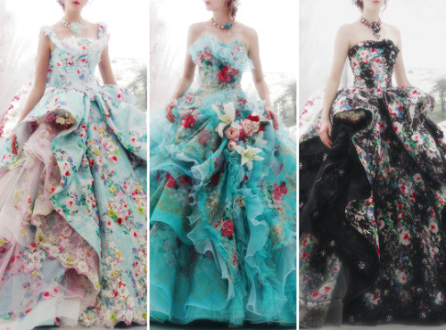 socialmediasocrates: acotarian: readytocomply: giandujakiss: chandelyer: wedding gowns by Stella De 