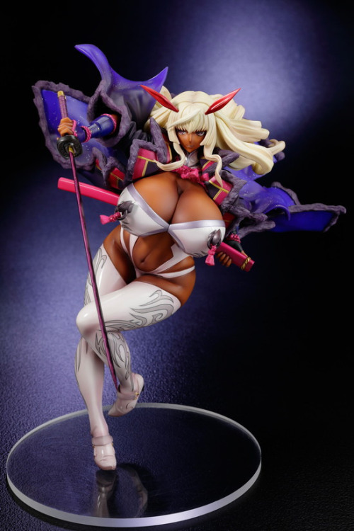 speedyssketchbook:  thirdeyelotus:  Ito Ittosai [Sengoku Bushouki Muramasa] from Vertex  Yo, where can I get this? >: O(a reminder to myself that it’d be pretty awesome to make a figure of my characters…)  < |D’‘‘‘