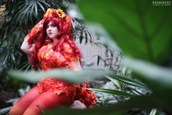 watermelonheart:  “They can bury me in the ground, deep as they like. But I’ll grow back. We always grow back” - Pamela Isley One of my favorite shots of my of my Autumn Poison Ivy costume from Youmacon. I really love how vivid the colors turned