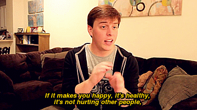 ifeelyousoclosetome:  Gender Roles | Thomas Sanders (x)   Behold, the perfect human