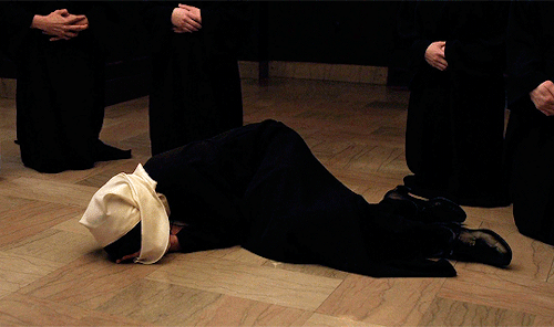 itselizabethbennet:Just because someone likes to be alone doesn’t mean they don’t still crave intima