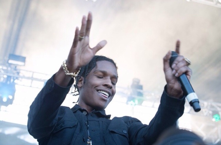 ohsodj:  A$AP Rocky performing at Roots Picnic in Philly
