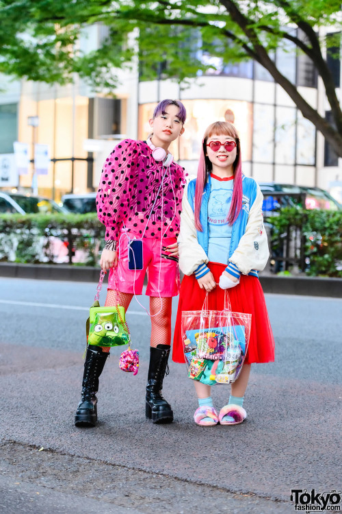 Japanese teen sisters Nennen (an aspiring model) and Poyo (a mangaka) - who run an online Harajuku c