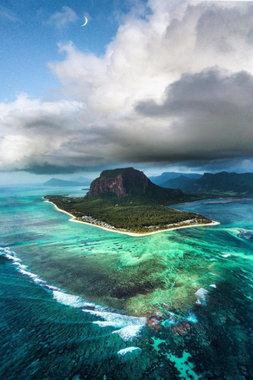 pxx812: Island paradise Mauritius, Africa