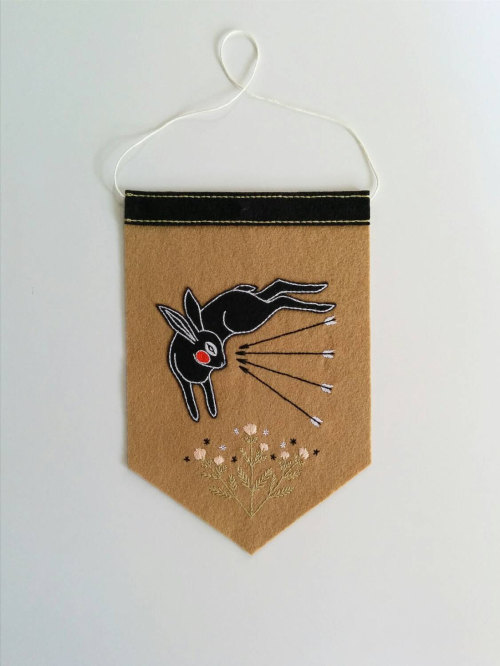 sosuperawesome:  Patches and banners by eradura on Etsy • So Super Awesome is also on Facebook, Twitter and Pinterest • 