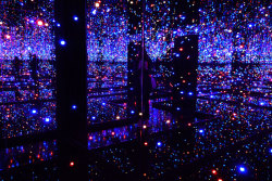 sadboat:  Step into Infinity at Tate Modern by Yayoi Kusama 