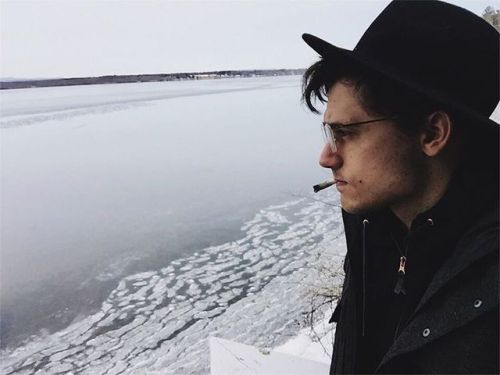 michael-arden:andymientus: Wake and Lake /It’s herbal y'all :)