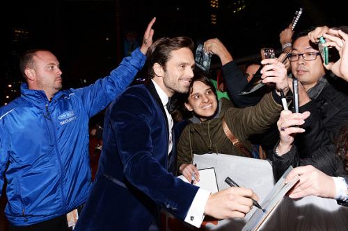 fysebastianstan: Sebastian Stan attends the ‘I, Tonya’ premiere during the 2017 Toronto Internationa