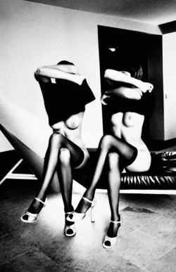 aphotigraphersblog: almavio:  Ellen von Unwerth