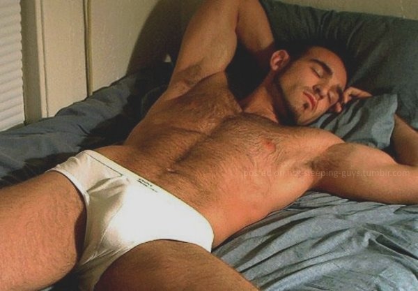 hot-sleeping-guys:  Z-z-z Hot Sleeping Guys z-z-Z Your sumbissions on i_love_sleeping_guys(at)yahoo.comMy