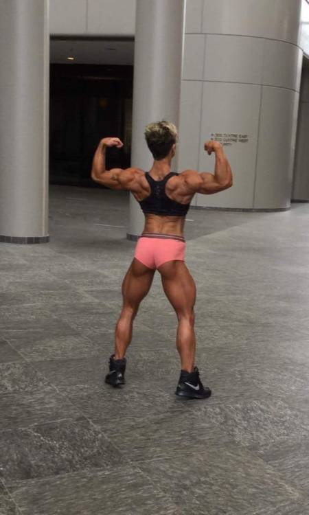 Female muscle porn pictures