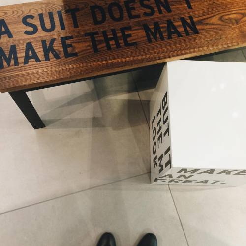 soyonis:  “A suit doesn’t make the man, but it makes the man look great.” #topman #retail #installation #quoteoftheday #quote #wordstoliveby #suit  (at The Galleria) 