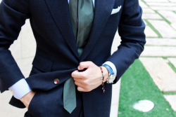 the-suit-men:   Follow The-Suit-Men  for more menswear inspiration.  Like the page on Facebook! 