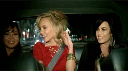 actualizegifs:  Demi Lovato - Remember December  gifs for edit 250 px 140 px like