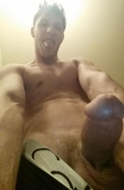 uclafratboy:  1of2dads:  ksufraternitybrother:    Thousands of pics just for you and your dick, follow Daddy 1 if you want to cum.  http://1of2dads.tumblr.com/