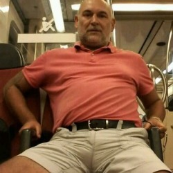 lovemydaddies4life:  This daddy is so hot. I love his cock. In friend’s with him on Facebook. Now I know what his dick looks like :)