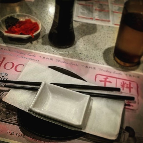 Date night, all you can eat. (at Hockey Sushi)