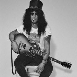 simsoumariashampoo:  Slash; King :)