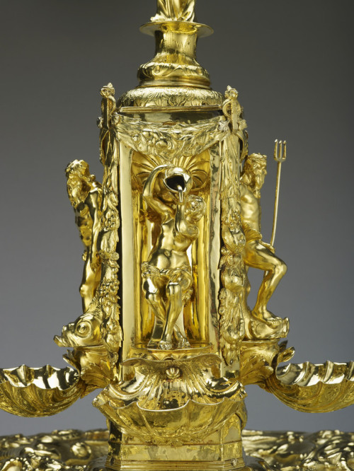 acrosscenturiesandgenerations:  ▪The Plymouth Fountain. Date: ca.1640 Attributed to: Peter Oehr I Medium: Silver gilt with later copper editions.