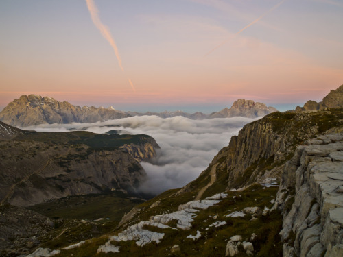 softwaring:Sunrise from the shelter Locatelli, Glimpse of the Three Peaks;Fabrizio Penso