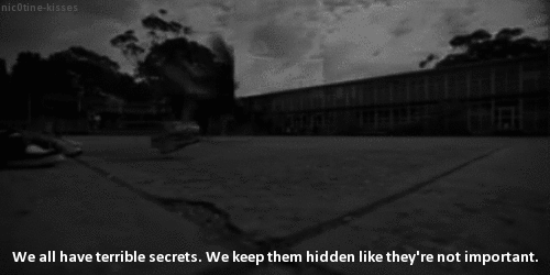 psychotic-torture:  sad black and white blog, I follow back similar
