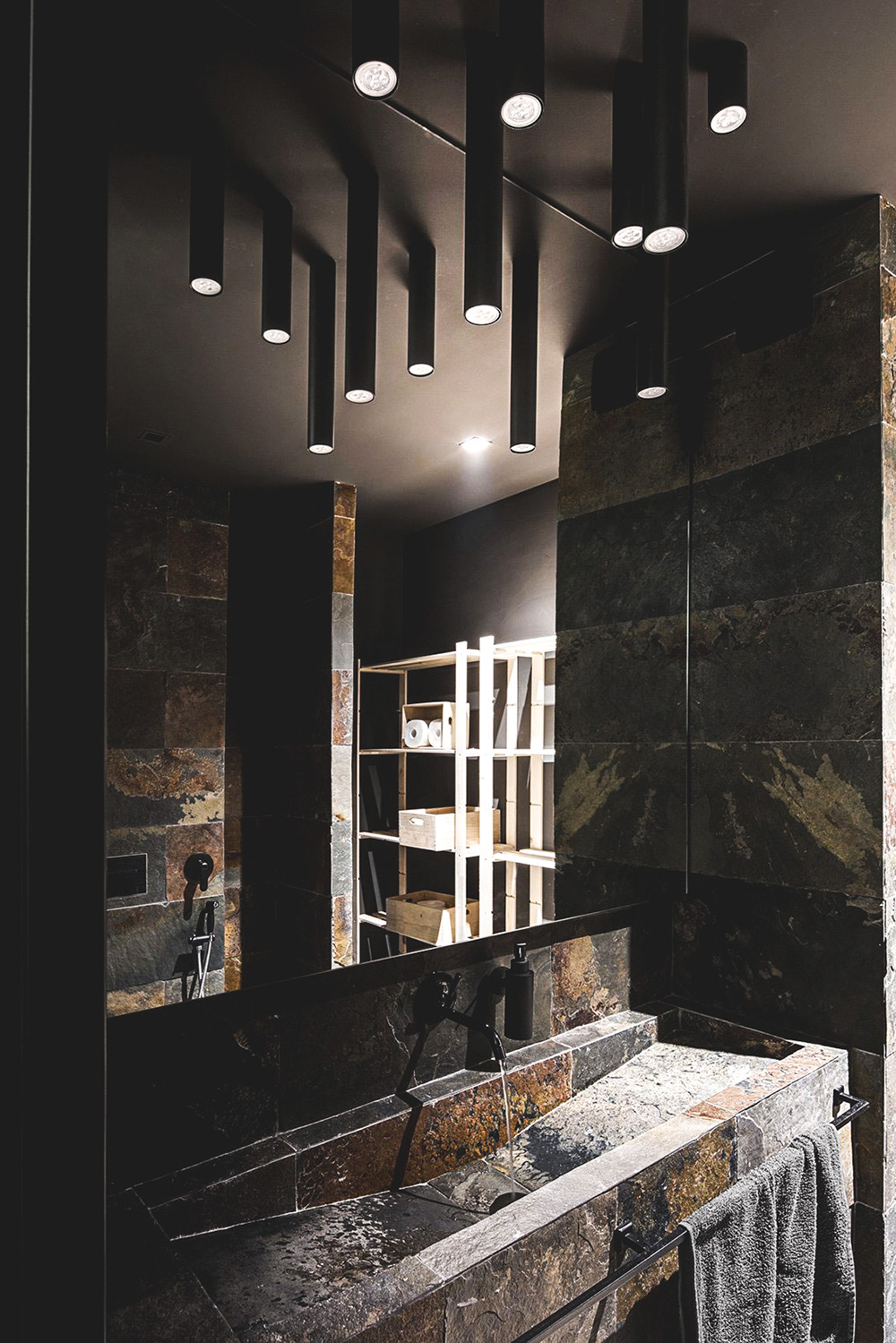 motivationsforlife:Dark Bathroom // Edited by MFL