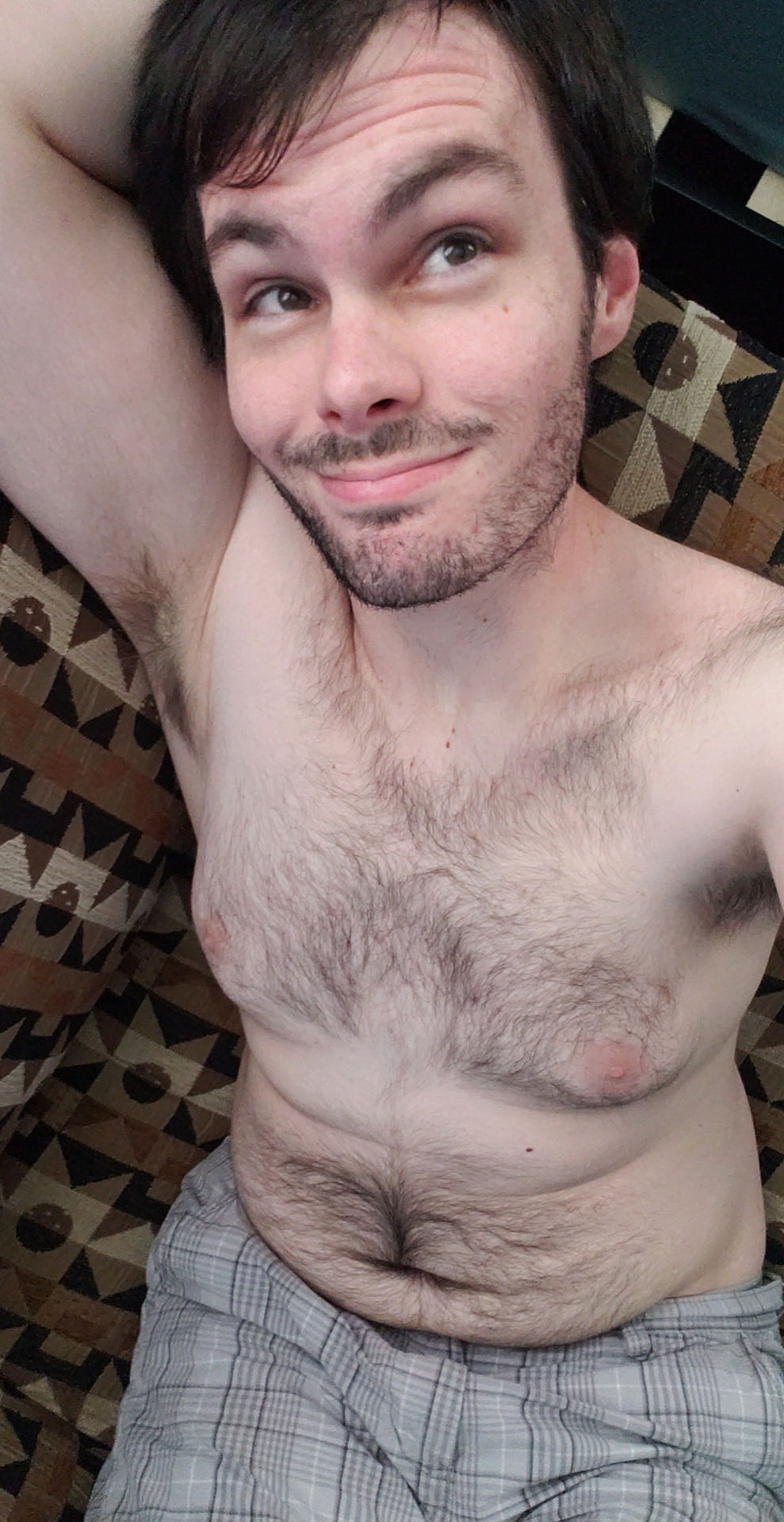 sergeantsarcasm:Tummy Tuesday because I’m perfectly fine with how I look. 