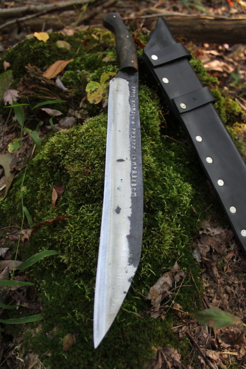 lunarlightforge:Most recent seax blade I’ve made. This one will be shipped out today!! If you’d like