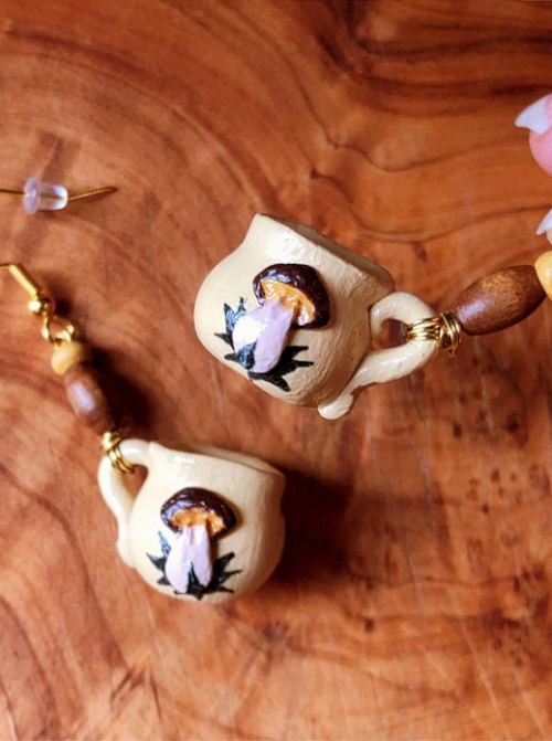 snootyfoxfashion:Mushroom Mug Earrings from NomadicNoveltiesCox / x