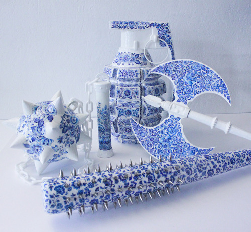 crossconnectmag:  A set of custom made sculptures hand painted in the delft blue style of ceramics by   Helena HaussFollow CrossConnectMag for more 