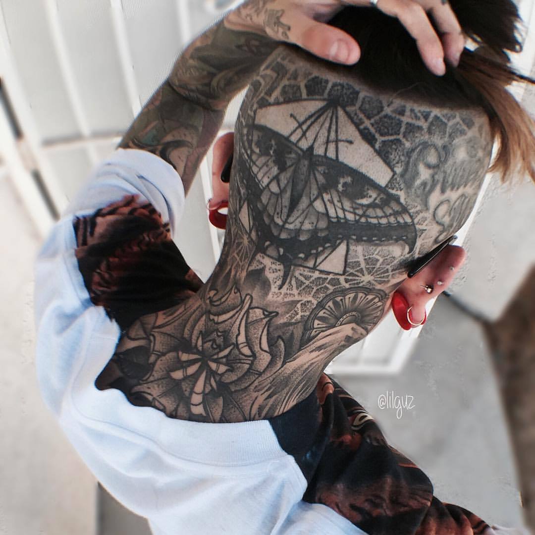 lilguz:  Head selfie cuz a fresh cut feels so good ✂️ #lilguz #headtattoo #headtattoos