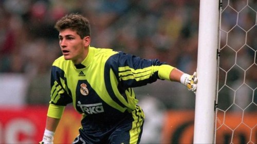 madridista-pura: Happy Birthday Iker Casillas !