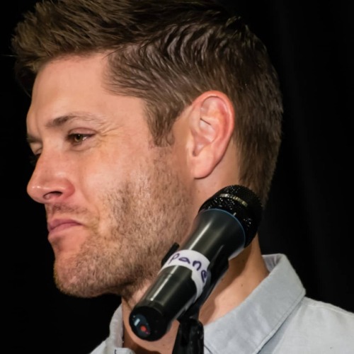 Wonderful friday y'all. Pleased note you can nominate Jensen as best TV actor or as best drama actor