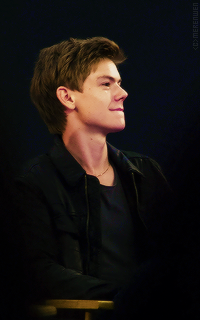 newtporn:  merenwen-gallery:  merenwen-gallery:Thomas Brodie-Sangster   mine