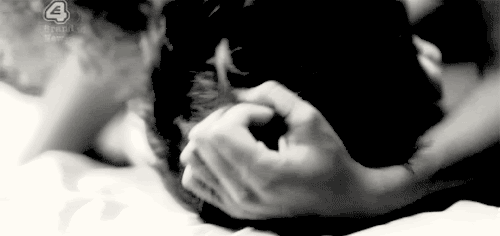 cutelovingcouplesgif:  lovemaking 