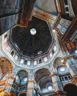 mostlyitaly:    Duomo di Pavia (Lombardia, Italy) by Giuseppe Bongiovanni  