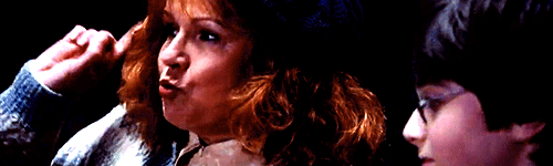 fromliberty:  MOLLY WEASLEY (one gif per HP movie) 