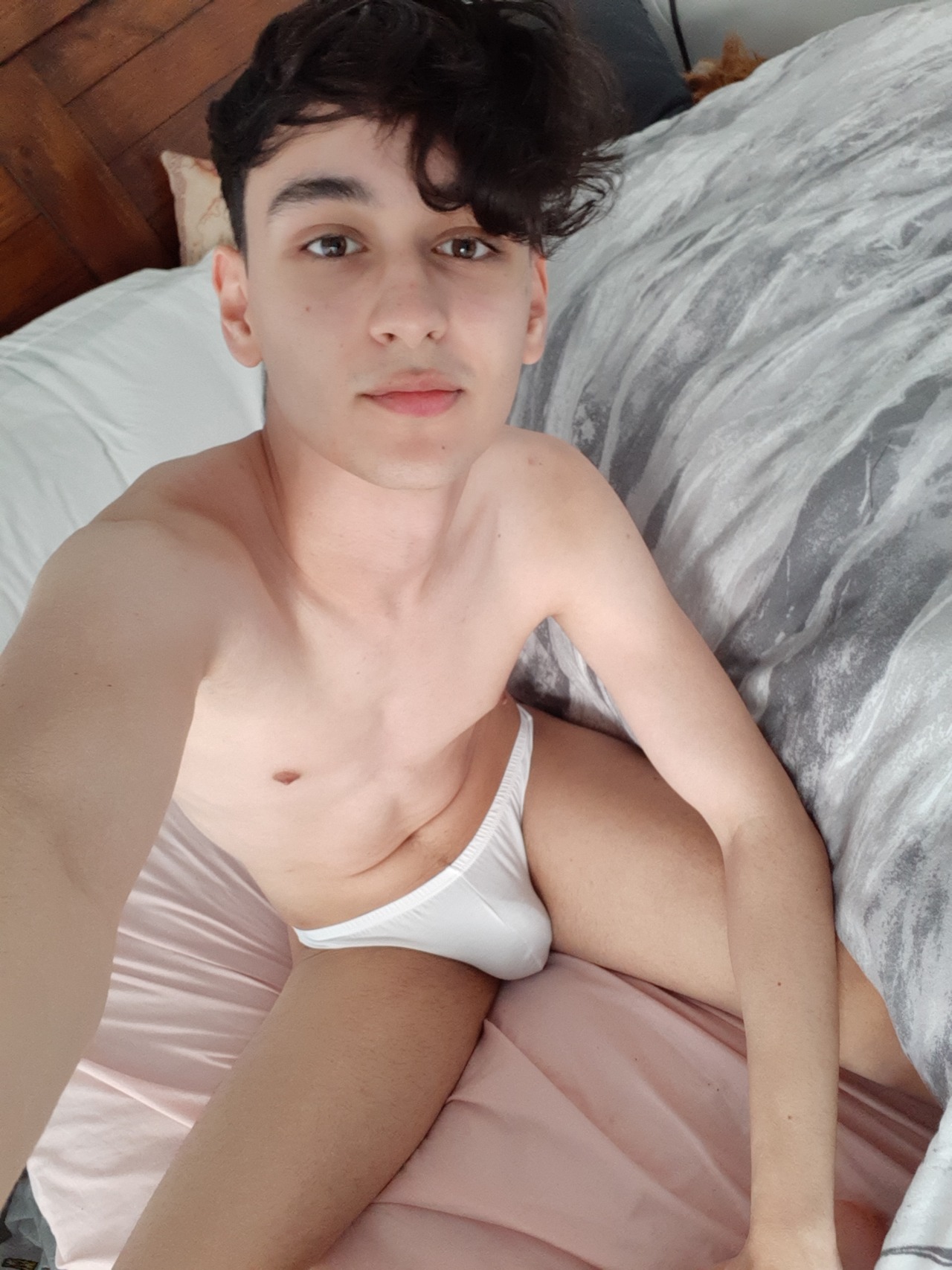 sarcasm-and-more-sarcasm:  sarcasm-and-more-sarcasm:  Glasses or no glasses?  onlyfans.com/sarcasm-and-more-sarcasm