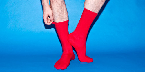 thequeenandthephoenix:kiichu:shawtyimmaonlytellyouthisonce:so i went on the american apparel site todaylooking at the socksandfor referencehere’s one of the pictures for men’s socks  seriously i’m not one to complain about sexism much but i just