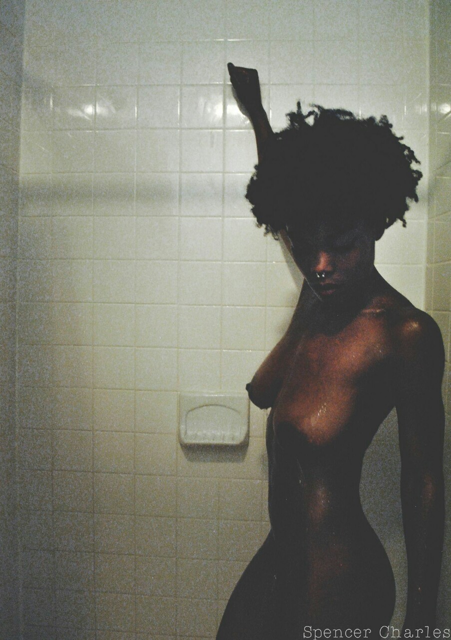 Floatycrownythingz