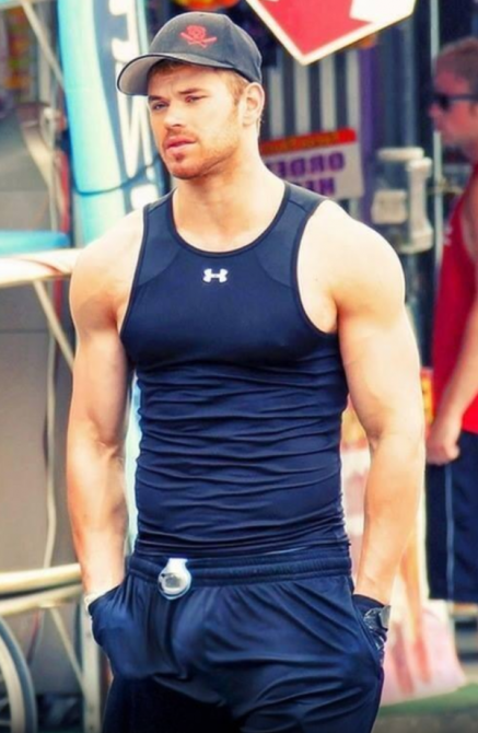 realmenstink:  machoface:  Kellan Lutz revealing photo.    HOT JOCK BULGE !!!