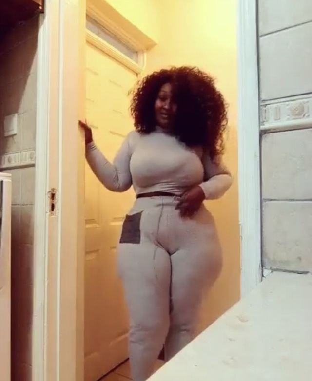 4710freaksyou:Candy yams 🍠 thick and sweet