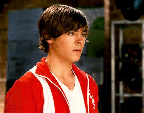 coulter:  ZAC EFRON as TROY BOLTON High School Musical 3: Senior Year (2008)