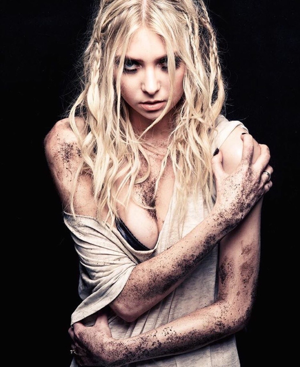 resmarted:  taylor momsen now you get back in here this instant i am still your father
